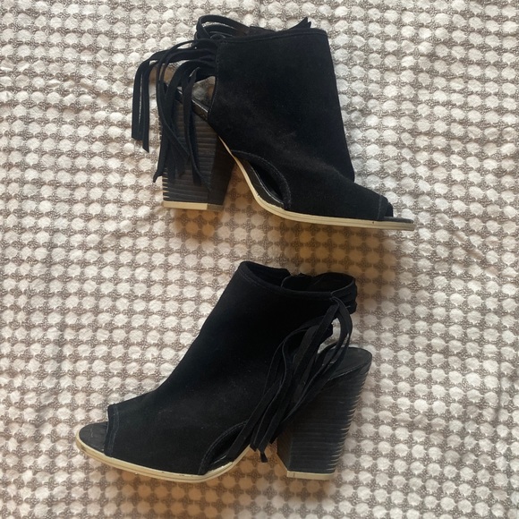 ALDO Black goat leather fringe bootie - Picture 4 of 5